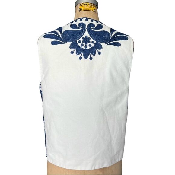 Zara  White Vest with Navy Blue Embroidery Size M - Picture 4 of 5